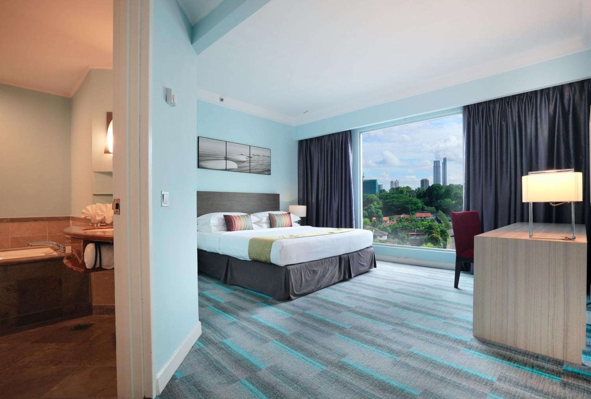 Thistle Johor Bahru Exterior foto Deluxe Room